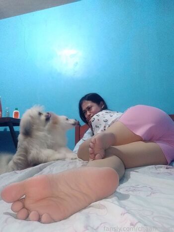 chaarmfeet