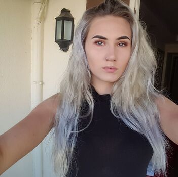 misscourtneyxo